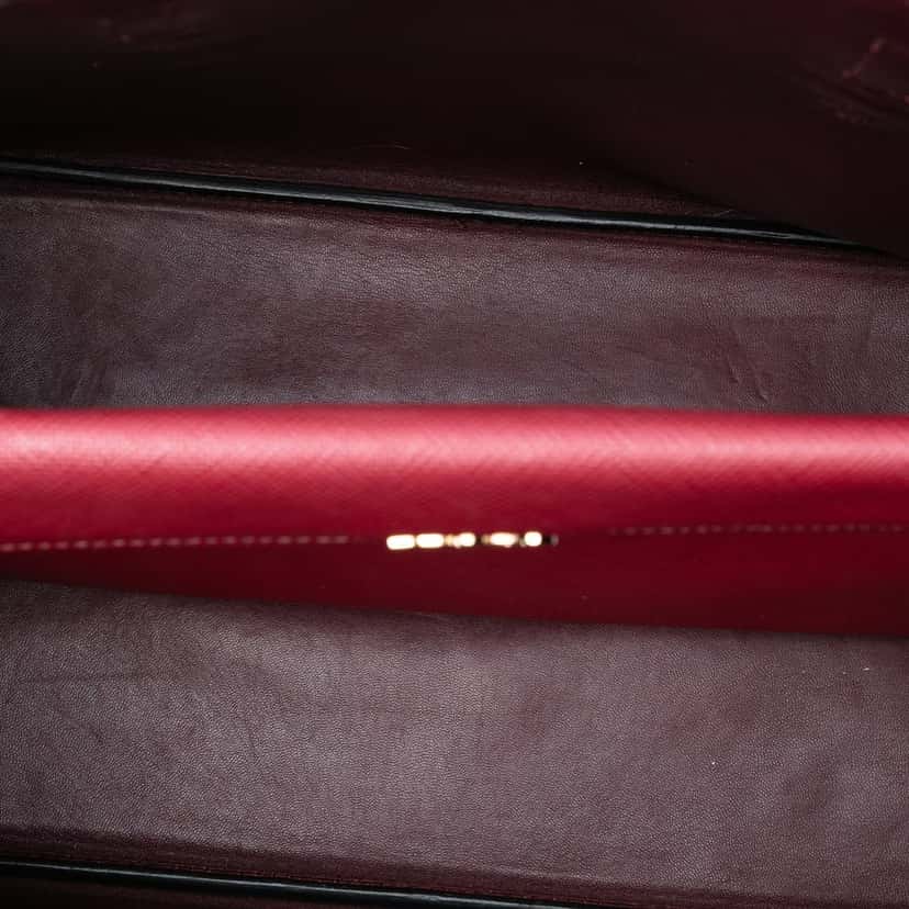 Prada Medium Saffiano Cuir Double Handle Satchel Red Leather Very good condition - Model View