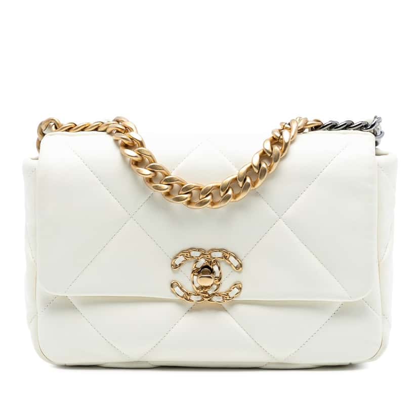 Chanel Medium Lambskin 19 Flap White Leather Very good condition - Front View