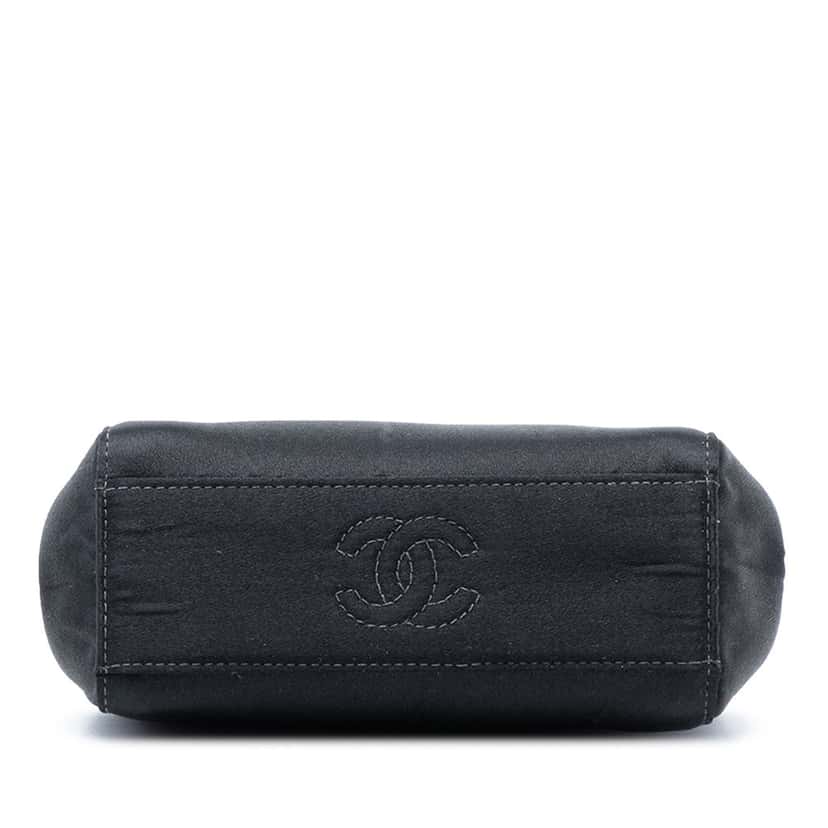 Chanel Satin Camellia Evening Bag Black Very good condition - Inside View