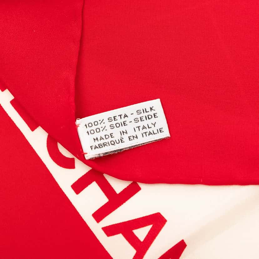 Chanel Classic Flap Printed Silk Scarf Red Very good condition - Back View