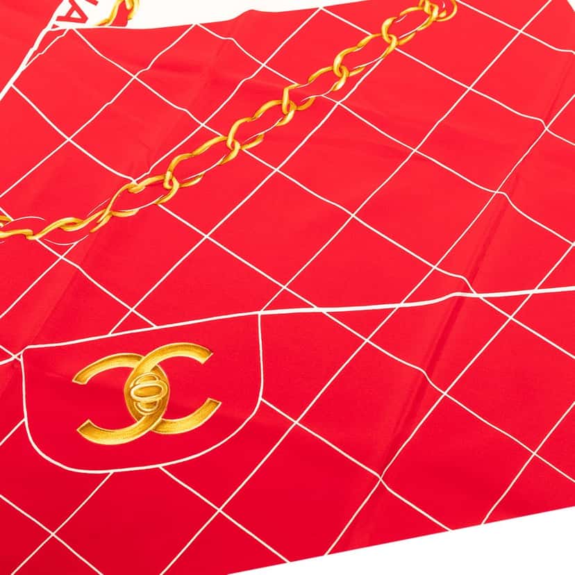 Chanel Classic Flap Printed Silk Scarf Red Very good condition - Model View