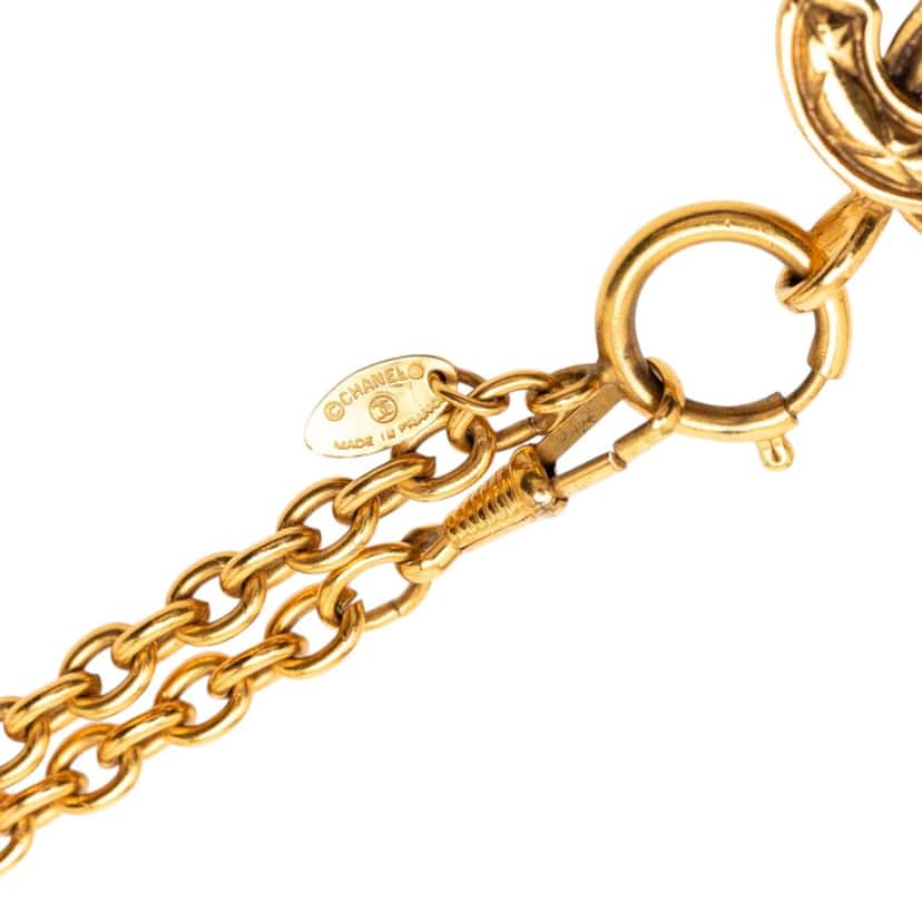 Chanel CC Quilted Gold Plated Pendant Necklace Gold Metal Very good condition - Box View