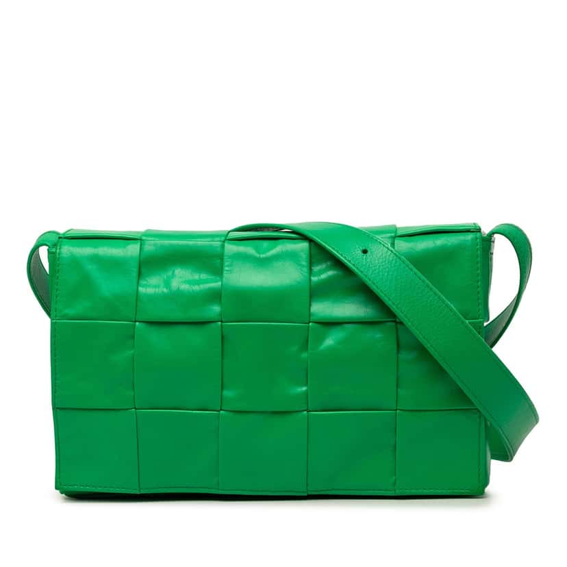 Bottega Veneta Small Paper Calfskin Intrecciato Cassette Crossbody Green Leather Very good condition - Front View