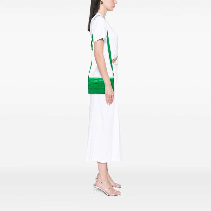 Bottega Veneta Small Paper Calfskin Intrecciato Cassette Crossbody Green Leather Very good condition - Box View