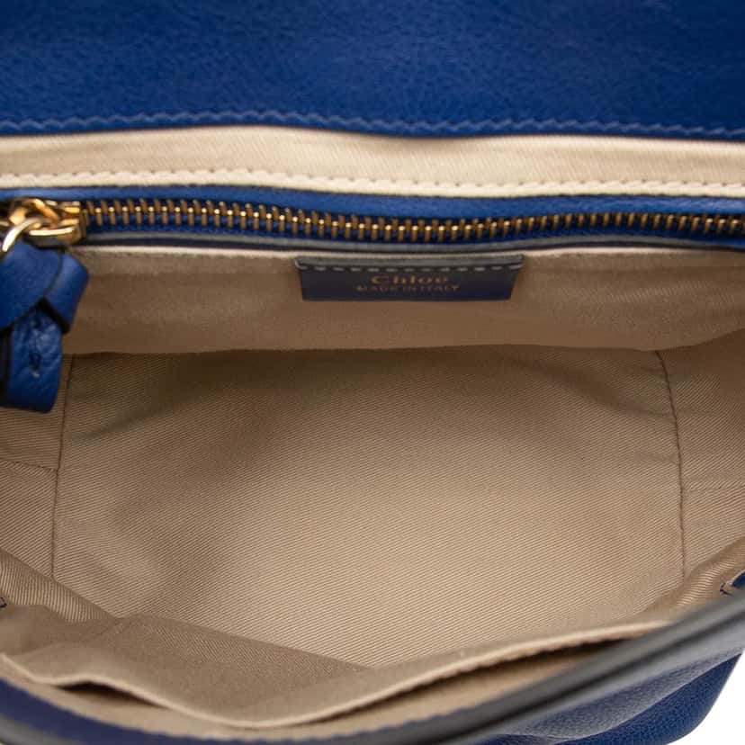 Chloé Medium Calfskin and Suede Faye Backpack Blue Leather Very good condition - Model View