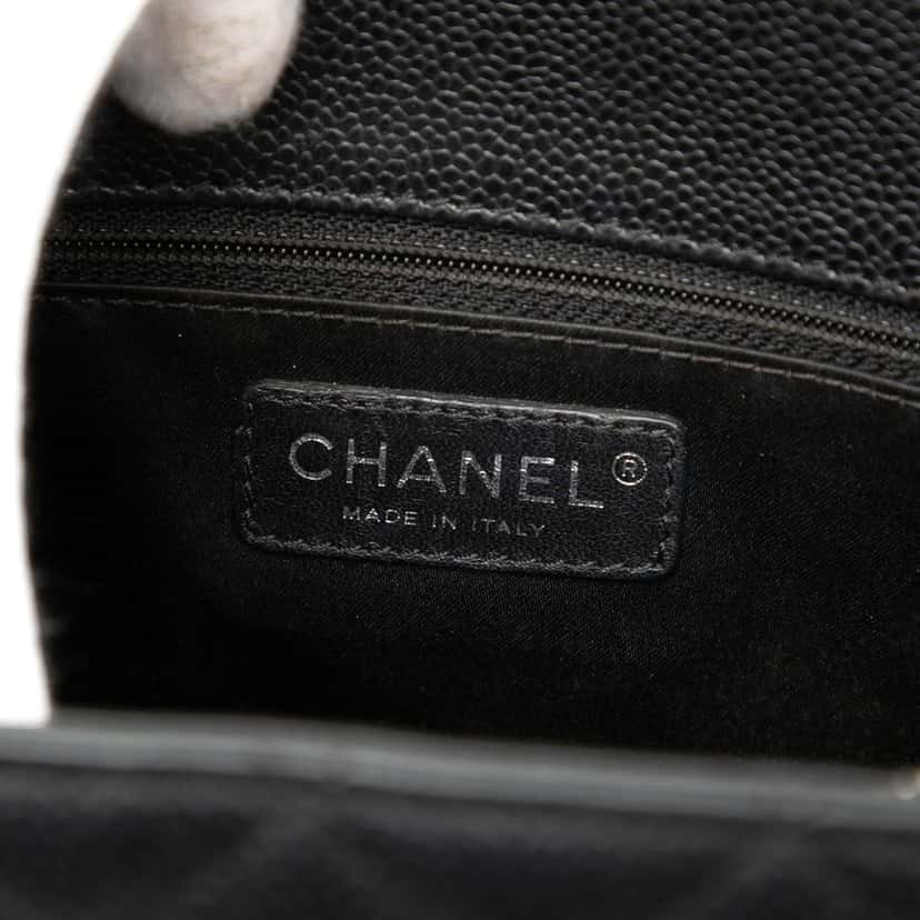 Chanel Caviar Grand Shopping Tote Black Leather Very good condition - Box View