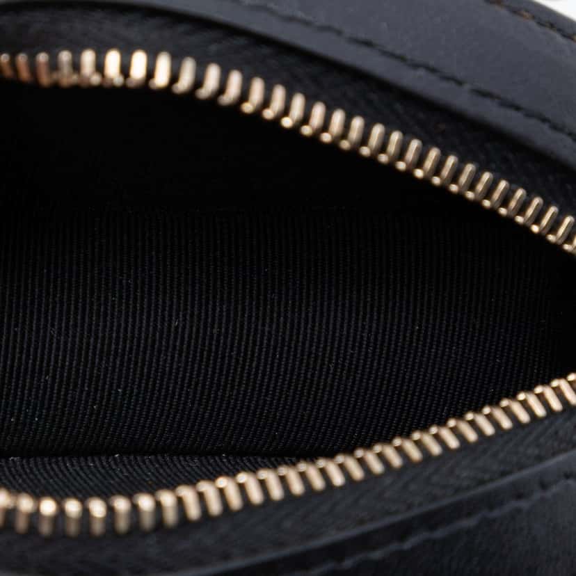 Chanel CC Quilted Lambskin Round Chain Around Clutch With Chain Black Leather Very good condition - Model View