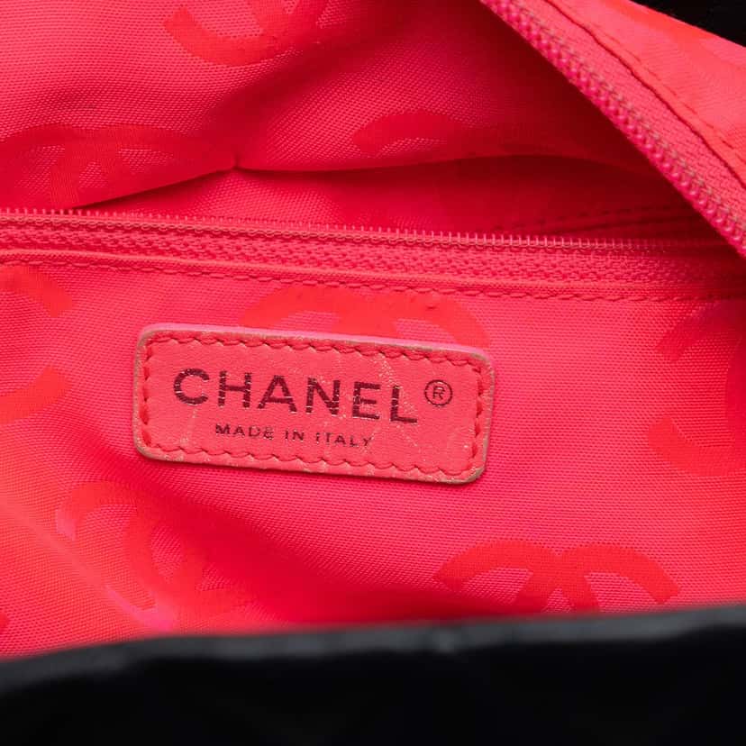Chanel Large Lambskin Cambon Ligne Tote Black Leather Very good condition - Box View