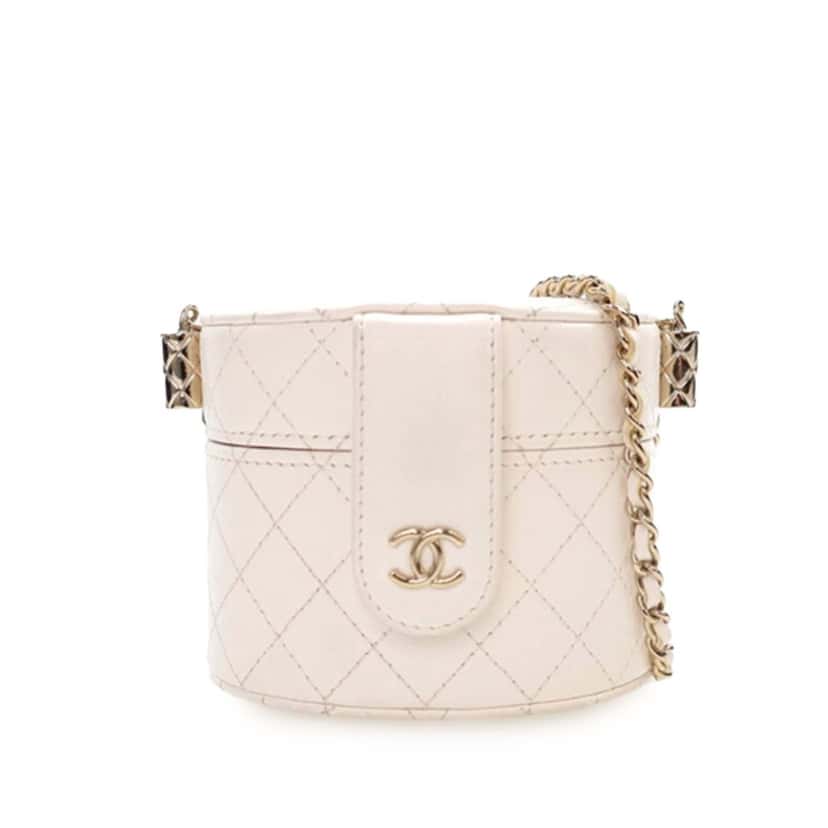 Chanel Mini Quilted Lambskin CC Allure Vanity Case White Leather Very good condition - Front View