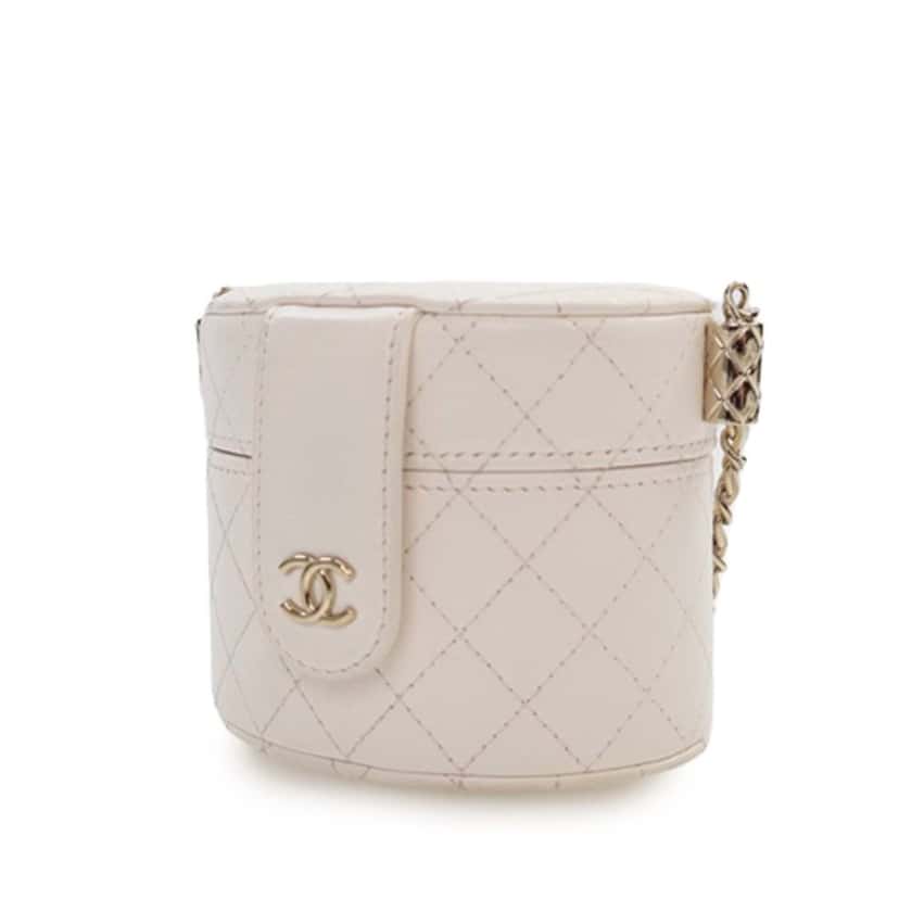 Chanel Mini Quilted Lambskin CC Allure Vanity Case White Leather Very good condition - Back View