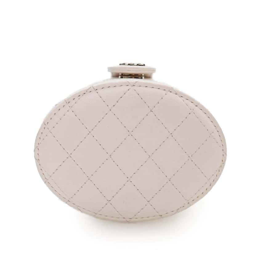 Chanel Mini Quilted Lambskin CC Allure Vanity Case White Leather Very good condition - Box View