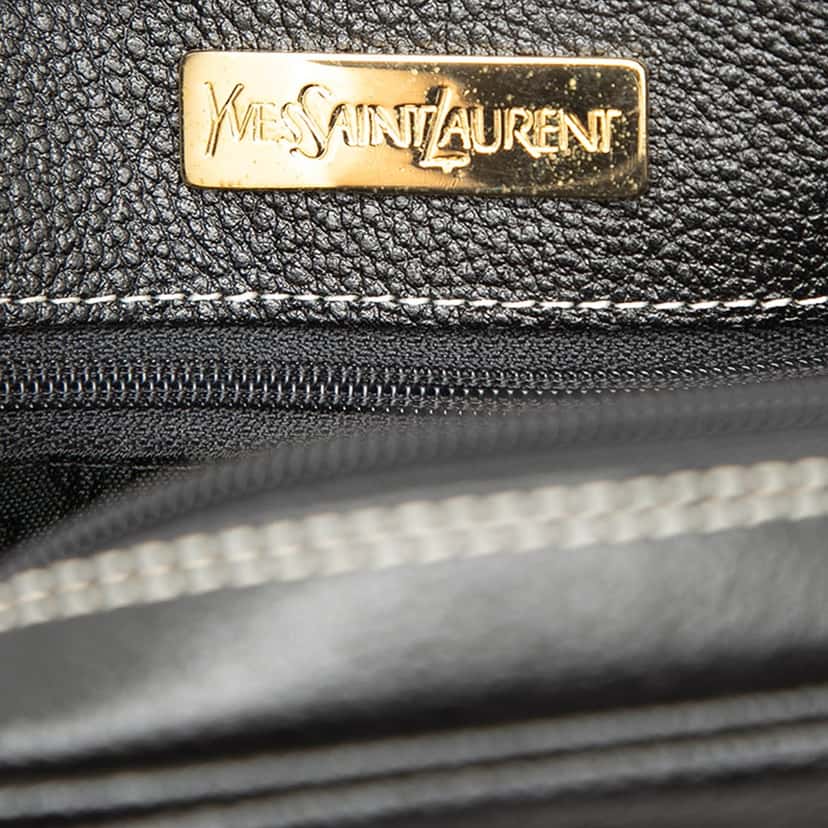 Saint Laurent Leather Monogram Crossbody Black Leather Very good condition - Box View