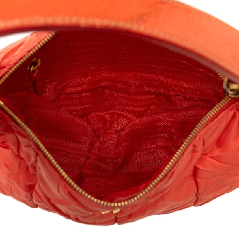 Prada Quilted Tessuto Hobo Orange Very good condition - Model View