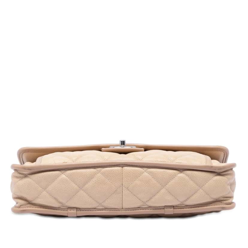 Chanel Medium Caviar French Riviera Flap Beige Leather Very good condition - Inside View