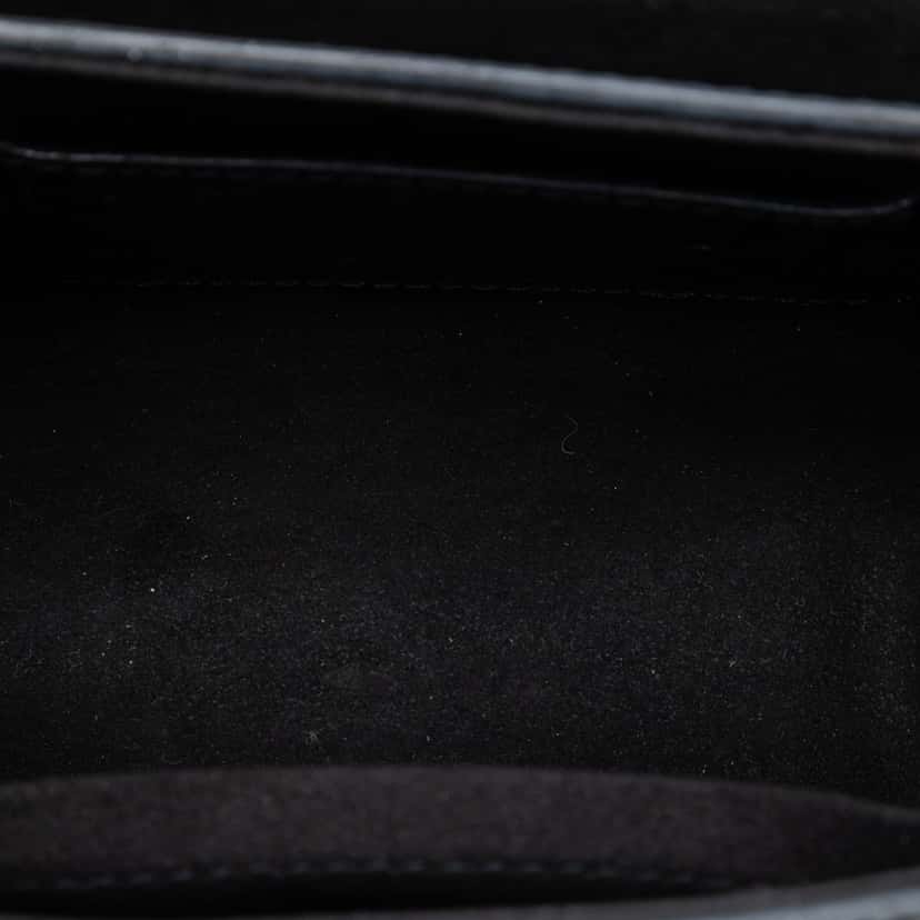 Louis Vuitton Vernis Monogram Twist PM Black Leather Very good condition - Model View