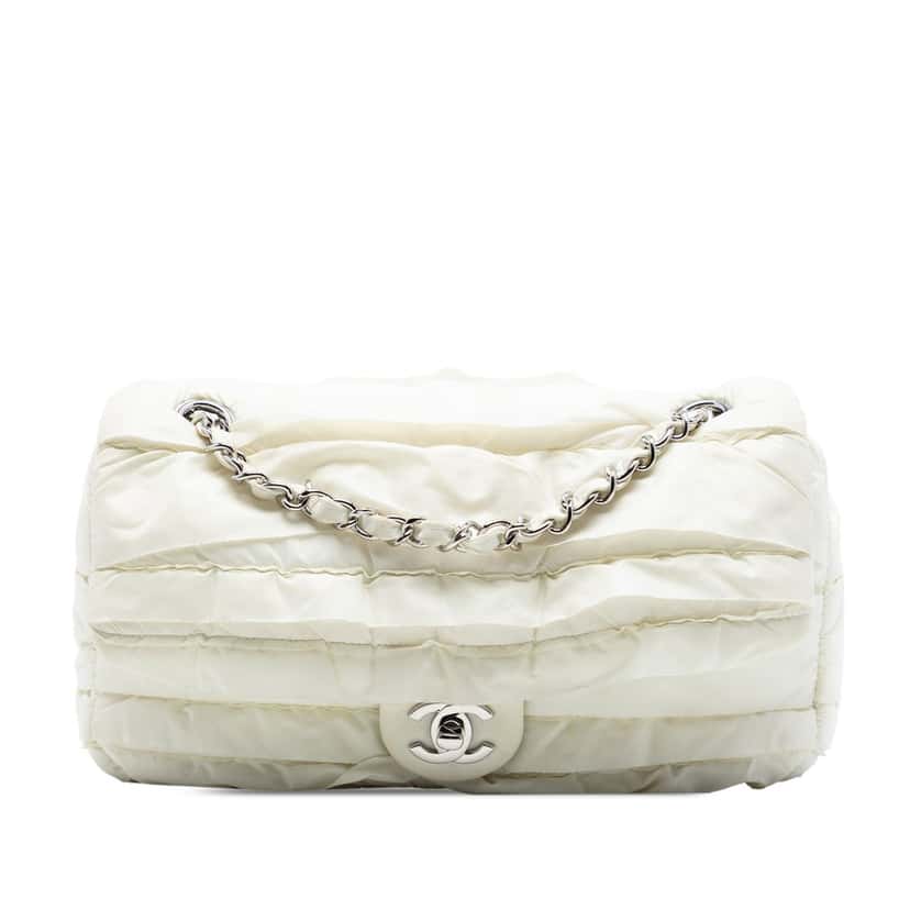 Chanel CC Nylon Ruffled Single Flap White Very good condition - Front View