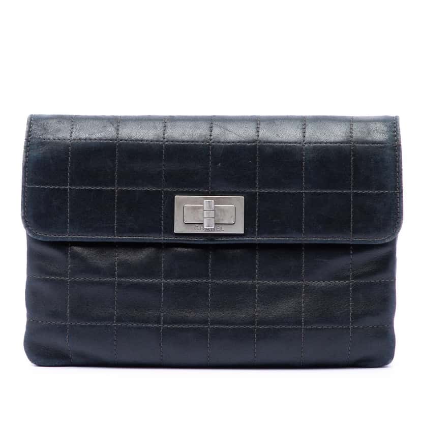 Chanel Choco Bar Lambskin Reissue 2.55 Flap Clutch Black Leather Very good condition - Front View