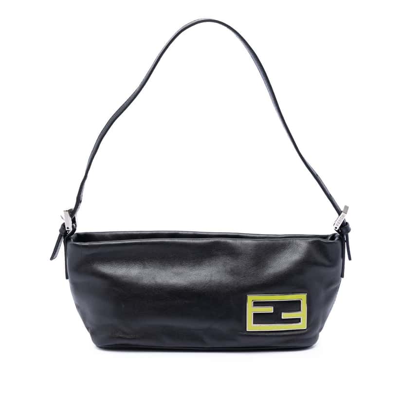 Fendi Leather FF Baguette Shoulder Bag Black Leather Very good condition - Front View
