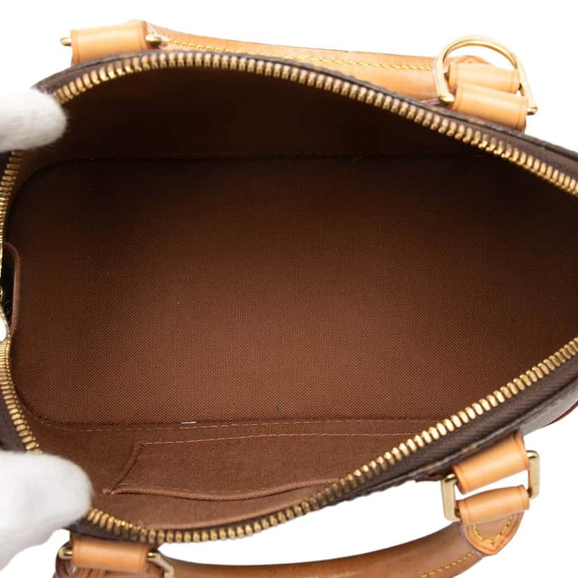 Louis Vuitton Monogram Alma BB Brown Very good condition - Model View