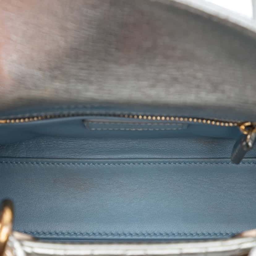 Dior Mini Metallic Crinkled Calfskin Cannage Lady Dior Silver Leather Very good condition - Model View