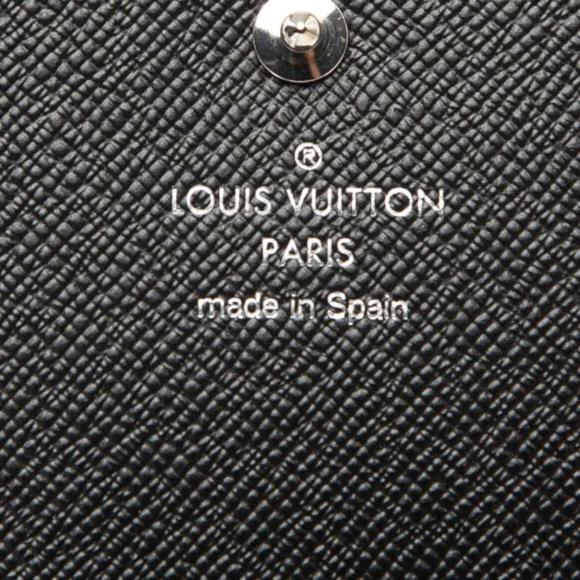 Louis Vuitton Epi Card Case Black Leather Very good condition - Box View