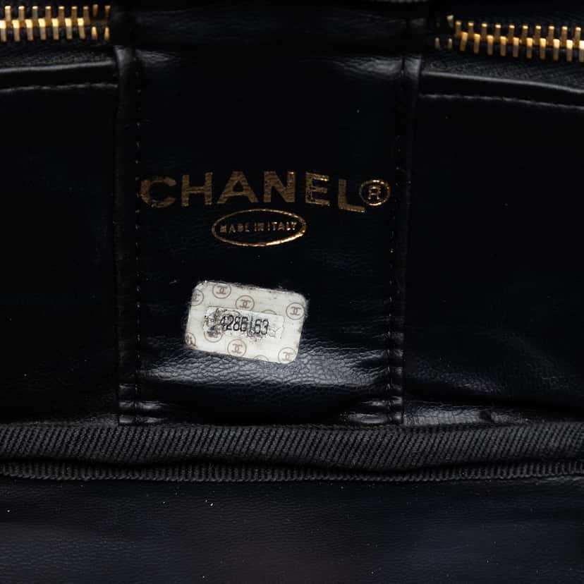 Chanel CC Caviar Vanity Case Black Leather Very good condition - Box View