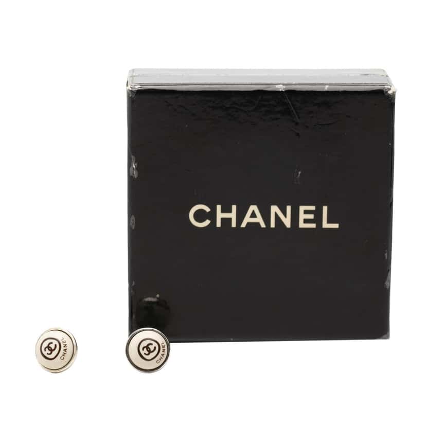 Chanel CC Brass Enamel Round Push Back Earrings Silver Metal Very good condition - Model View