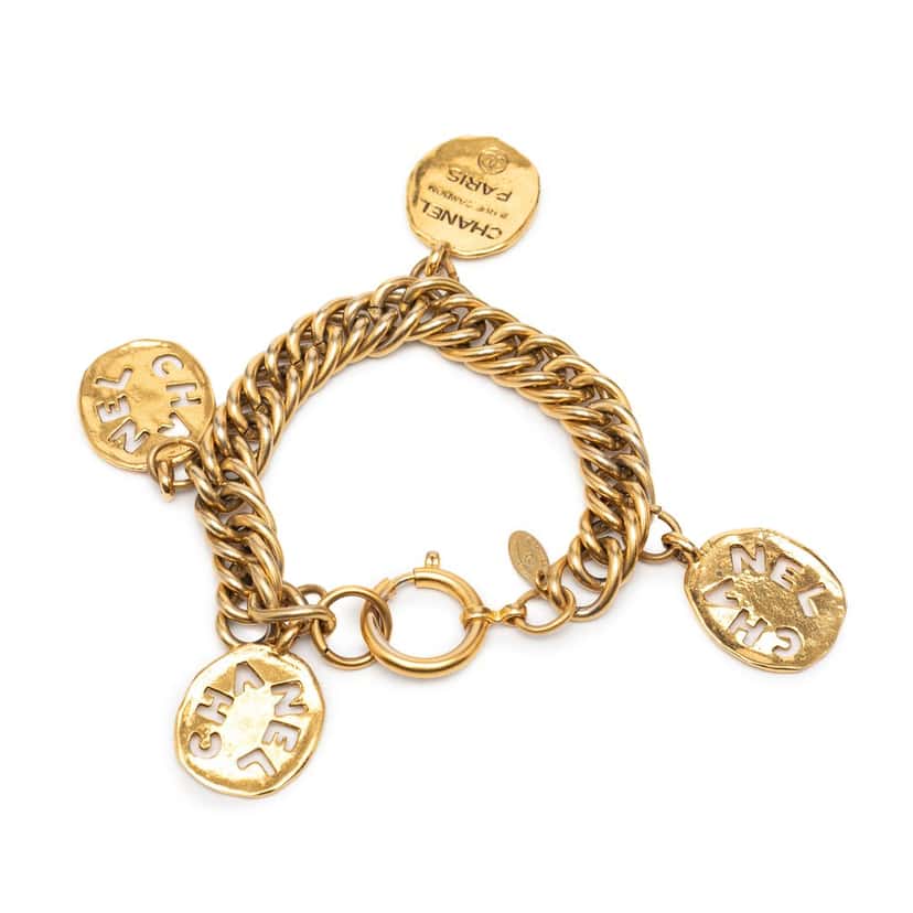 Chanel Gold Plated 31 Rue Cambon Logo Charm Bracelet Gold Metal Very good condition - Inside View
