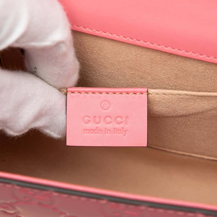 Gucci Small Guccissima Padlock Crossbody Pink Leather Very good condition - Box View