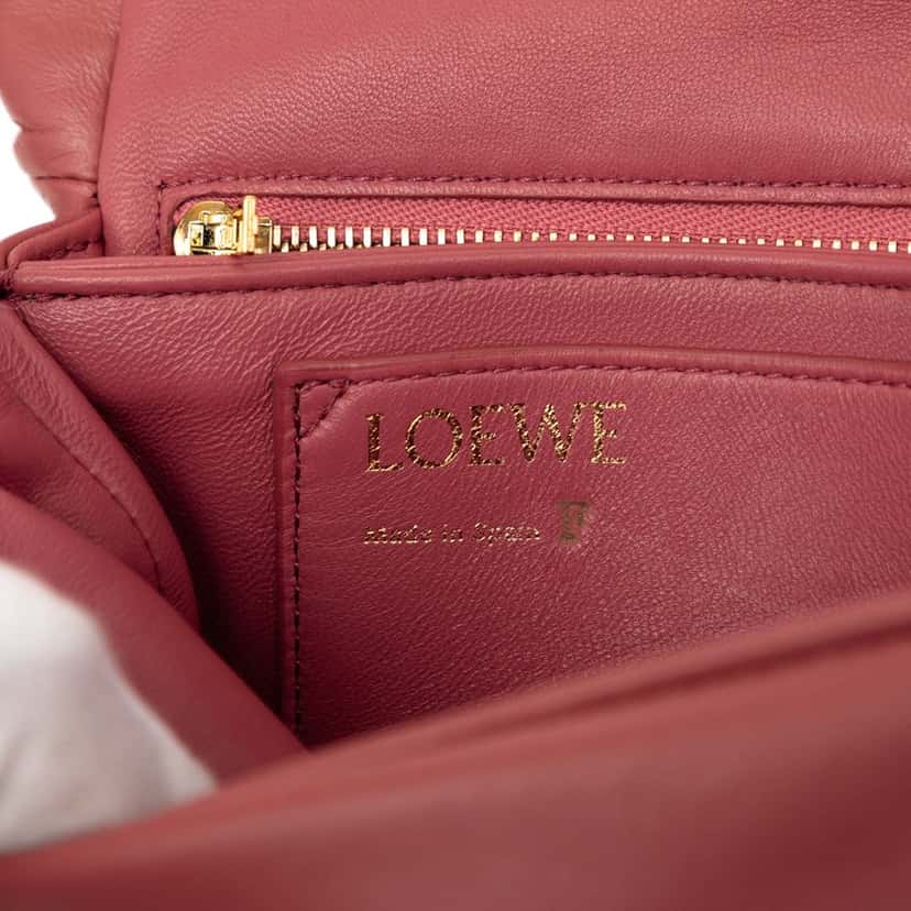 LOEWE Shiny Lambskin Goya Puffer Chain Bag Pink Leather Very good condition - Box View