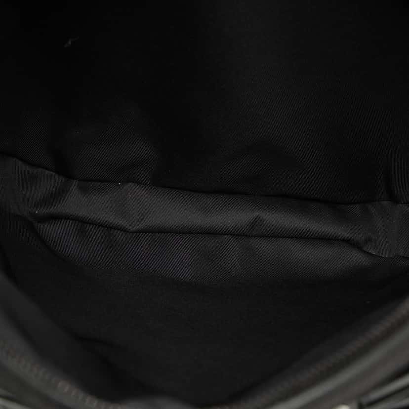 Louis Vuitton Taiga Rainbow Soft Hat Trunk Black Leather Very good condition - Model View