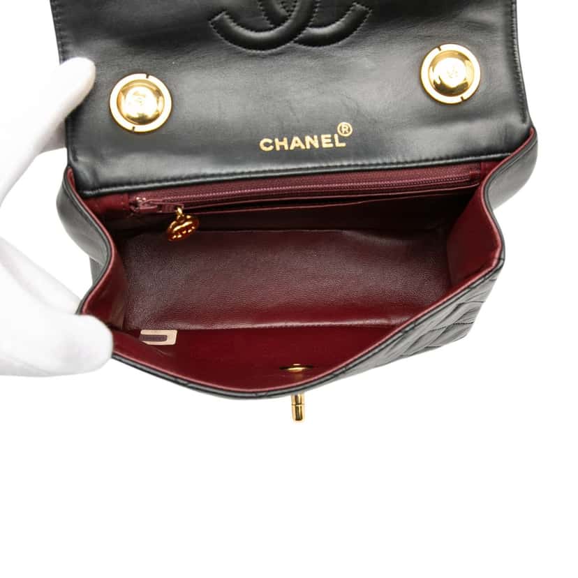 Chanel Small Lambskin Kelly Top Handle Bag Black Leather Very good condition - Model View