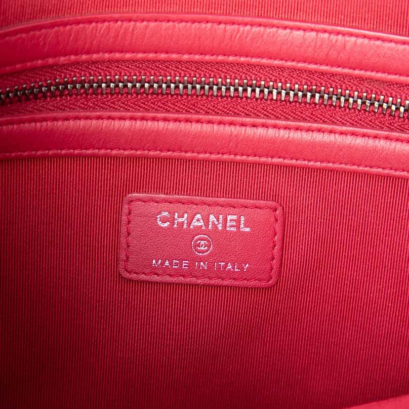 Chanel Medium Aged Calfskin Gabrielle O Case Clutch Brown Leather Very good condition - Box View