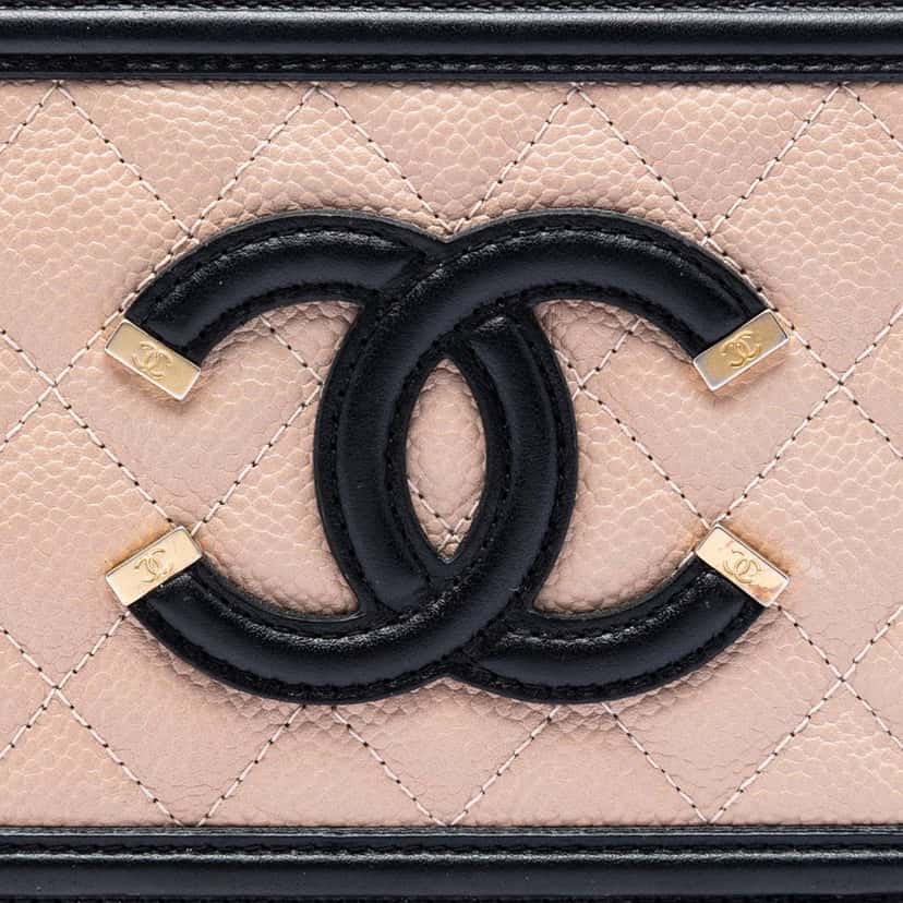 Chanel Mini Caviar CC Filigree Crossbody Pink Leather Very good condition - Box View