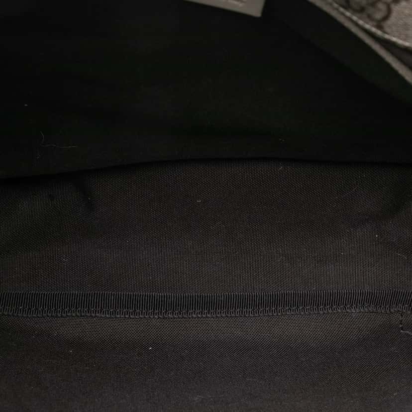 Gucci GG Supreme Crossbody Beige Very good condition - Model View