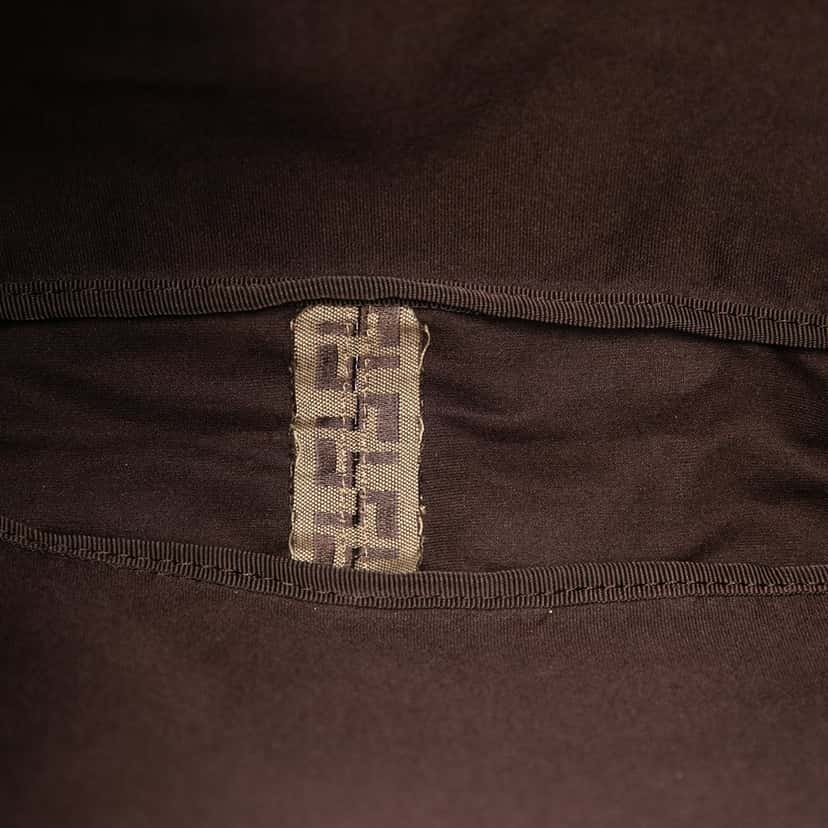 Fendi Zucchino Canvas Tote Beige Very good condition - Model View