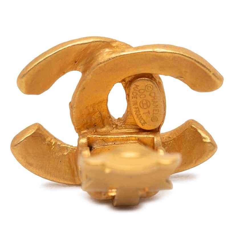 Chanel CC Gold Plated Clip On Earrings Gold Metal Very good condition - Inside View