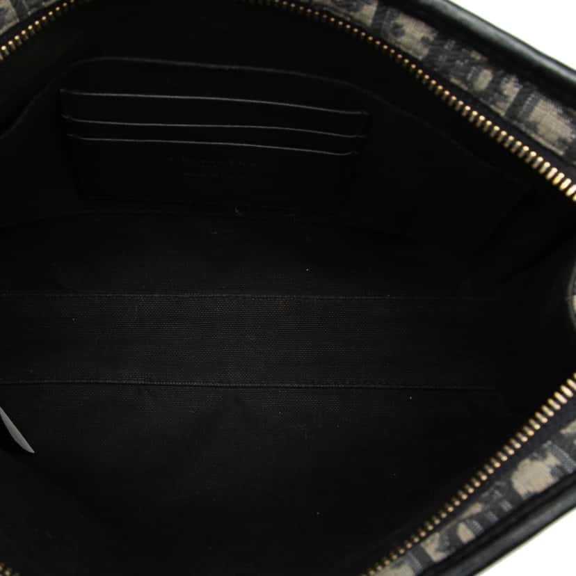 Dior Oblique Canvas 30 Montaigne Dea Pouch Blue Very good condition - Model View