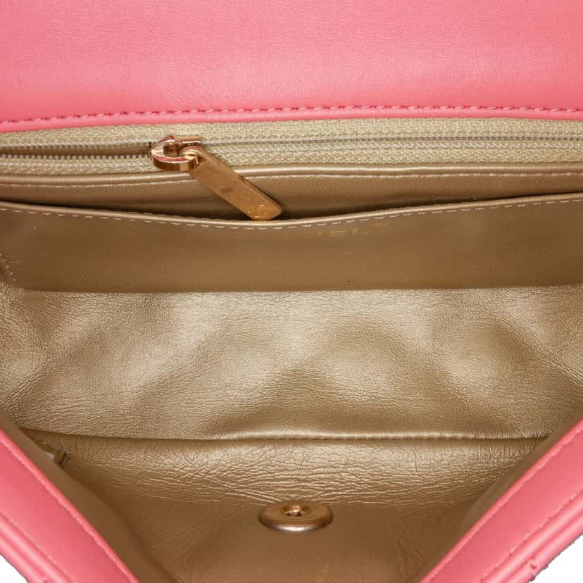 Chanel Mini Rectangular Classic Lambskin Pearl Crush Single Flap Pink Leather Very good condition - Model View