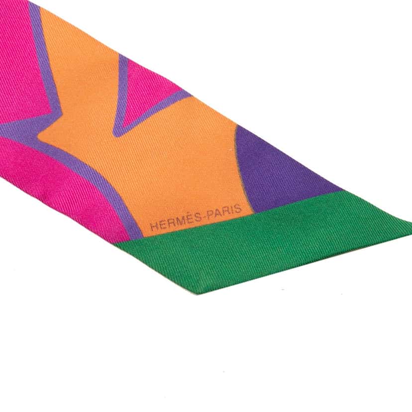Hermès Graff Graffiti Silk Twilly Scarf Pink Very good condition - Inside View