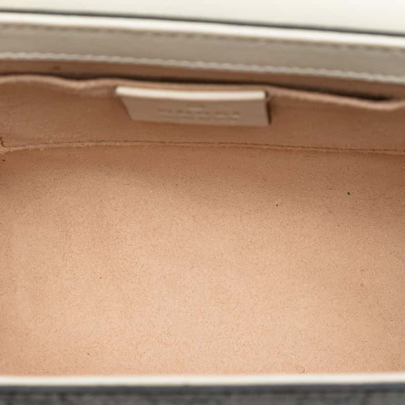 Gucci Small GG Supreme Padlock Crossbody Beige Very good condition - Model View