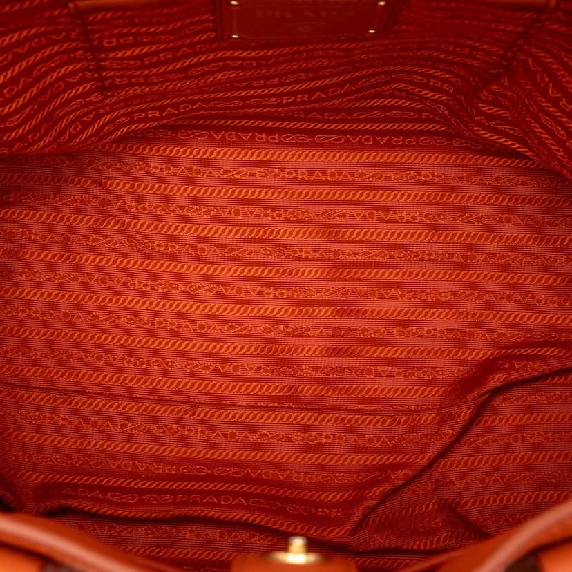 Prada Vitello Daino Open Convertible Tote Orange Leather Very good condition - Model View