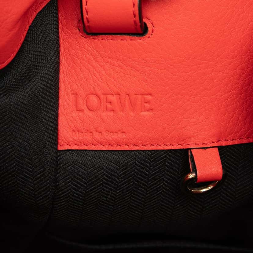 Loewe Small Calfskin Hammock Satchel Red Leather Very good condition - Box View