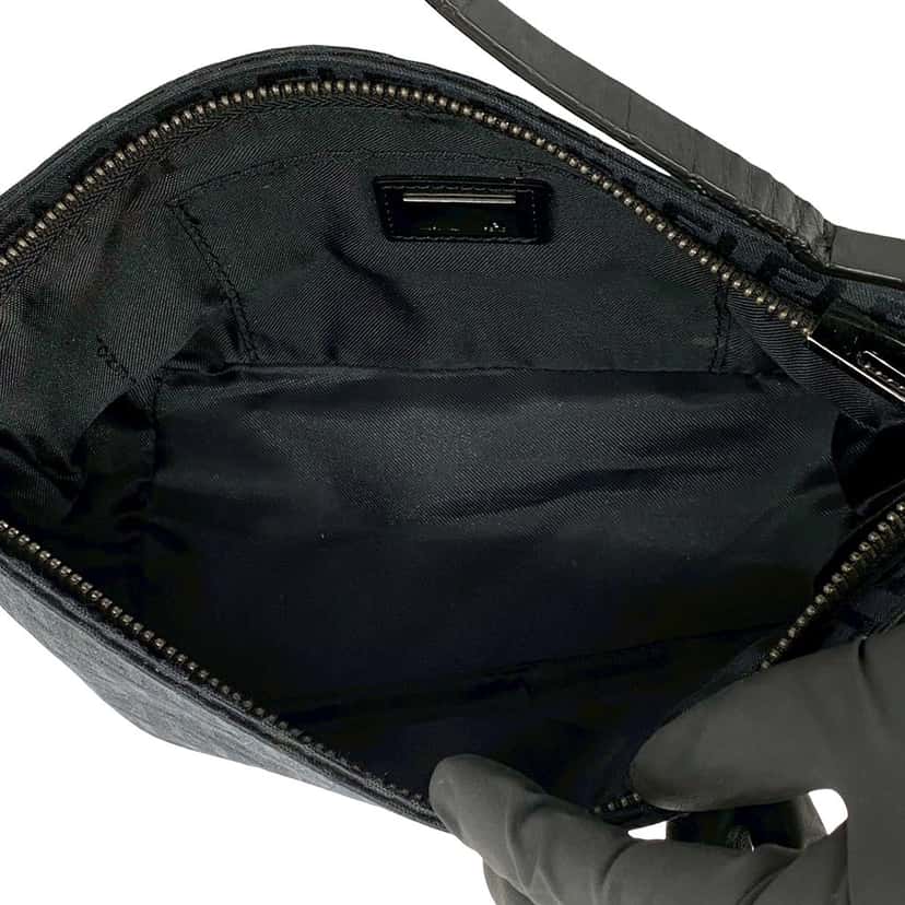 Fendi Zucchino Canvas Shoulder Bag Black Very good condition - Box View