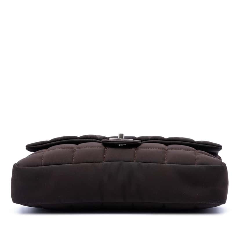 Chanel Medium Nylon Chocolate Bar Camera Flap Brown Very good condition - Inside View
