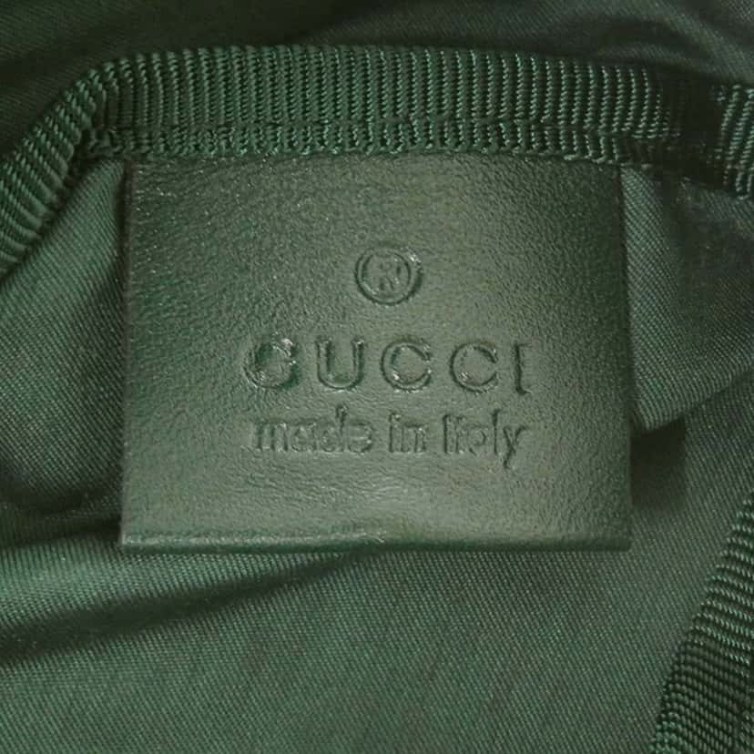 Gucci GG Nylon Cosmetic Pouch Green Very good condition - Box View