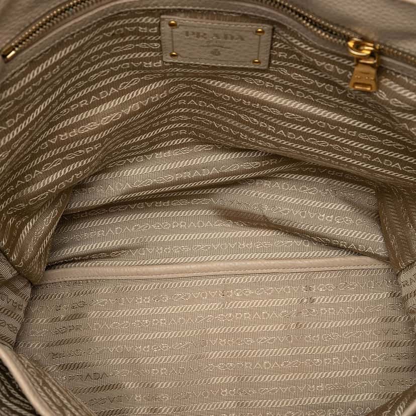 Prada Vitello Daino Side Zip Shopper Tote Brown Leather Very good condition - Model View