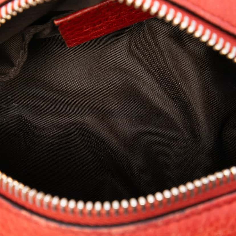 Gucci Pebbled Calfskin Soho Cosmetic Pouch Red Leather Very good condition - Model View