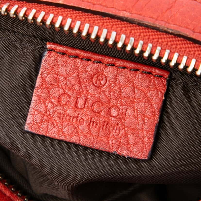Gucci Pebbled Calfskin Soho Cosmetic Pouch Red Leather Very good condition - Box View