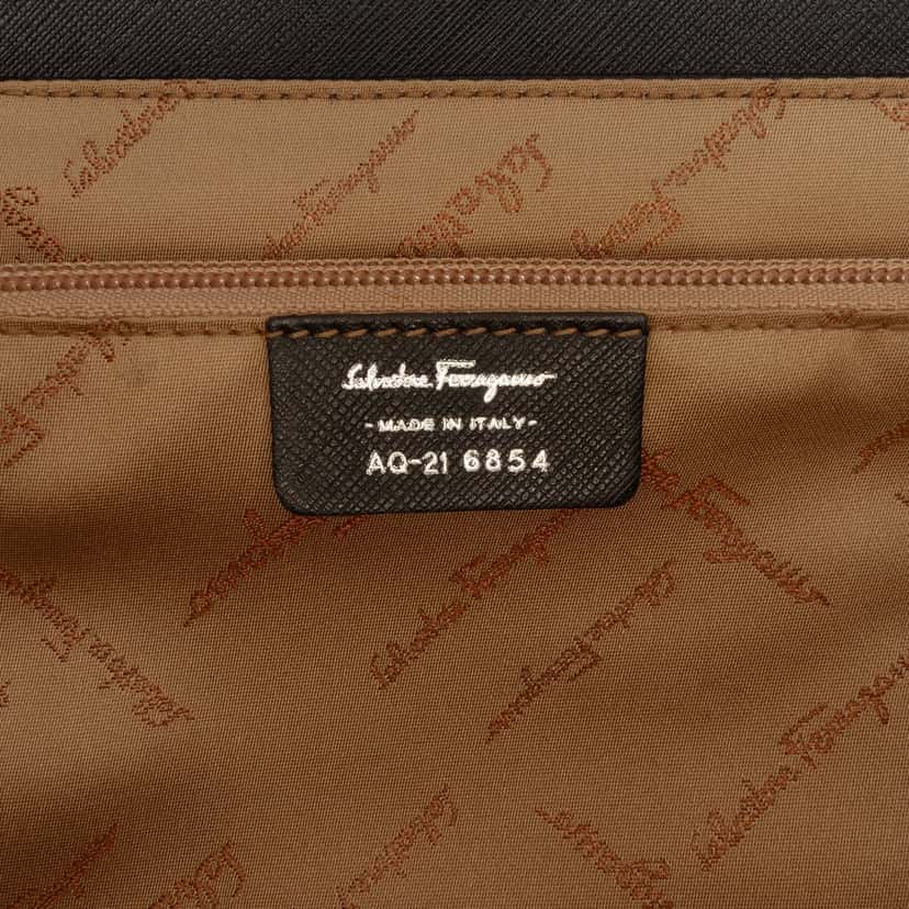 Salvatore Ferragamo Leather Gancini Shoulder Bag Black Leather Very good condition - Box View
